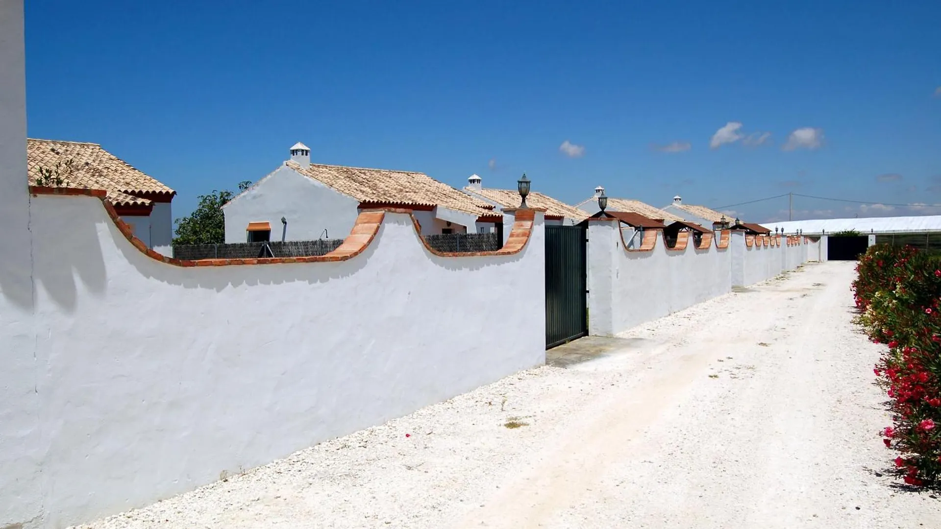 Apartamentos Majadales De Roche Conil De La Frontera Spain