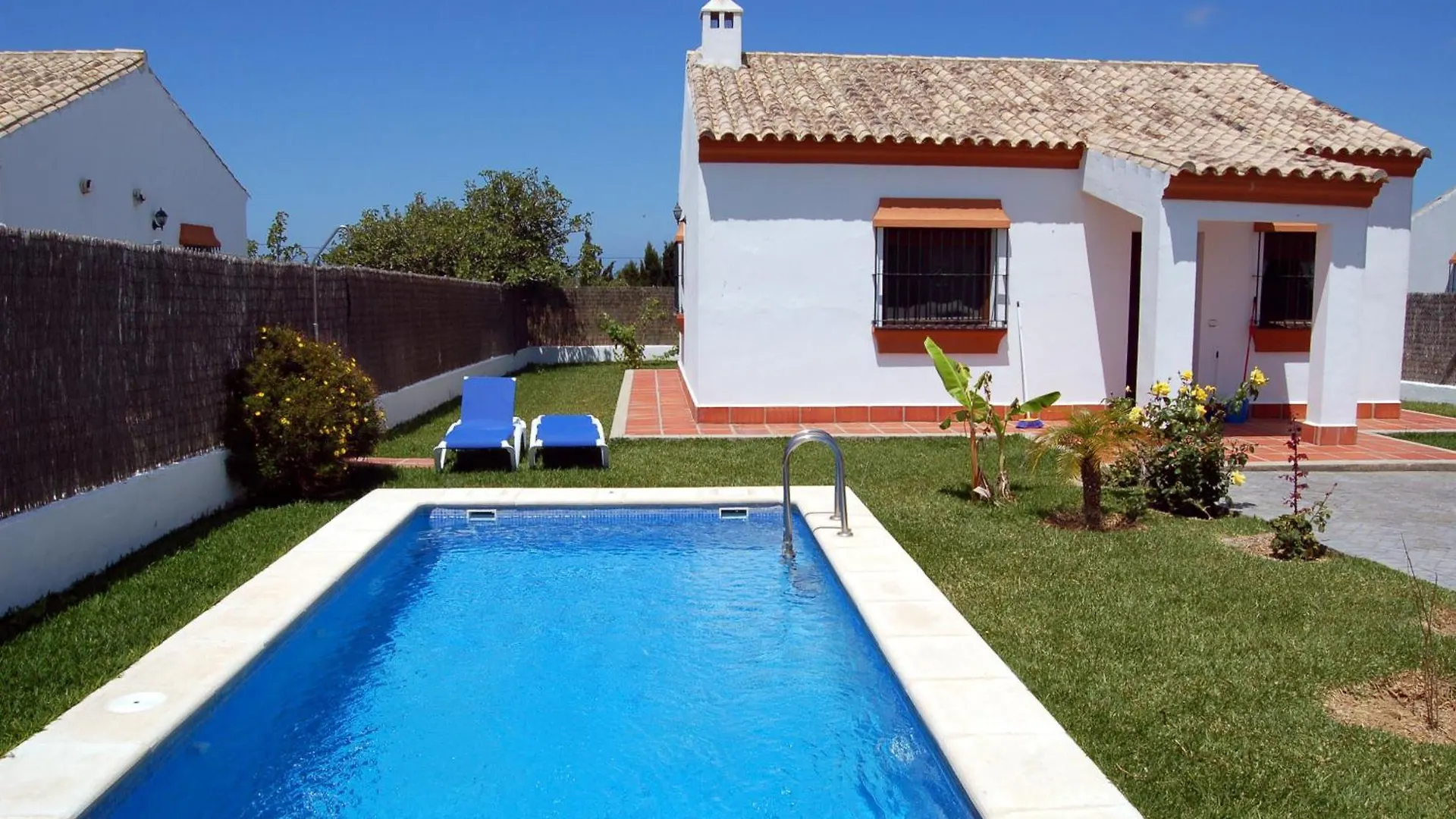 Apartamentos Majadales De Roche Conil De La Frontera 0*,  Spain